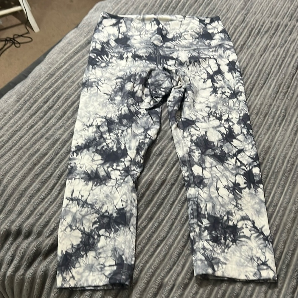 Lululemon Wunder Under Crop Hi-Rise *Full-On Luxtreme 21”